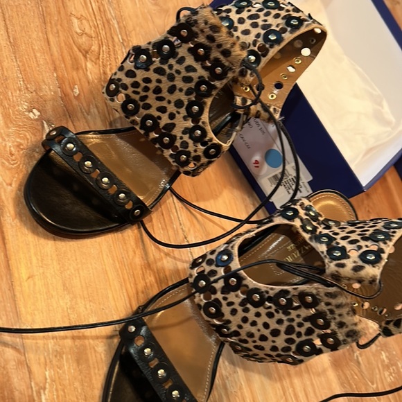 Shoes - Picture 5 of 5